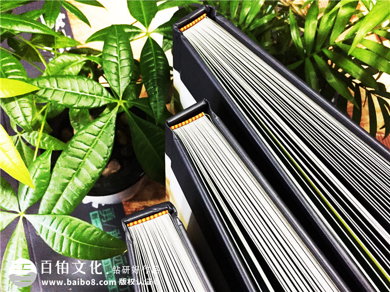 畢業(yè)紀(jì)念冊制作方法 這個畢業(yè)季制作一本同學(xué)們的畢業(yè)紀(jì)念冊留存美好青春