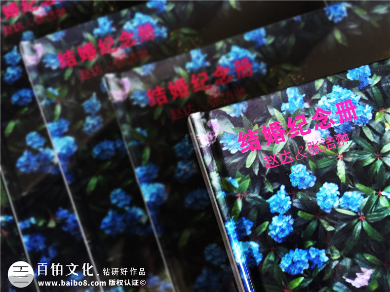 ?結(jié)婚紀(jì)念冊(cè)制作后作為紀(jì)念禮物 結(jié)婚紀(jì)念品推薦一本紀(jì)念冊(cè)！第1張-宣傳畫冊(cè),紀(jì)念冊(cè)設(shè)計(jì)制作-價(jià)格費(fèi)用,文案模板,印刷裝訂,尺寸大小