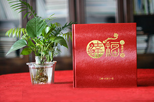 家庭相冊(cè)制作方法 怎么制作專業(yè)地完成家人溫馨的時(shí)光紀(jì)念冊(cè)？