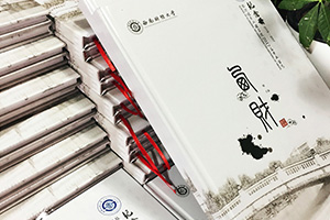 畢業(yè)紀(jì)念冊(cè)定制 定制制作專屬高檔不高價(jià)的畢業(yè)紀(jì)念冊(cè)！